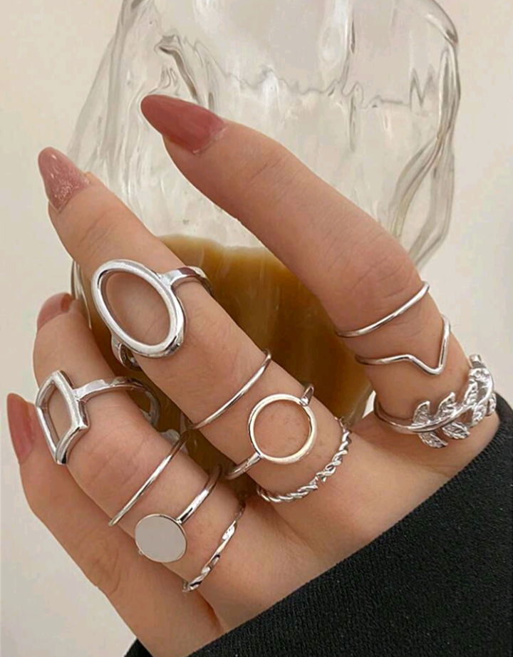 20pcs Fashionable Zinc Alloy Leaf & Flower Faux Pearl Decor Rings, Suitable As Decorative Gift For Women, Ideal For Valentine's Day, Mother's Day And Other Holidays